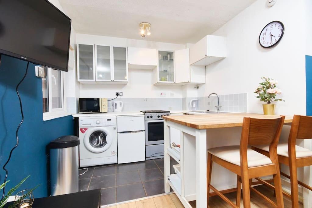 Lovely Apt In City Centre Leeds Leeds  Buitenkant foto